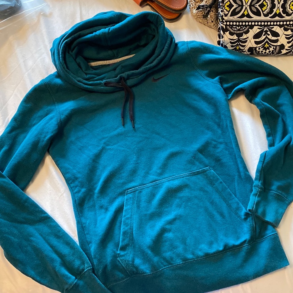Nike sweatshirt